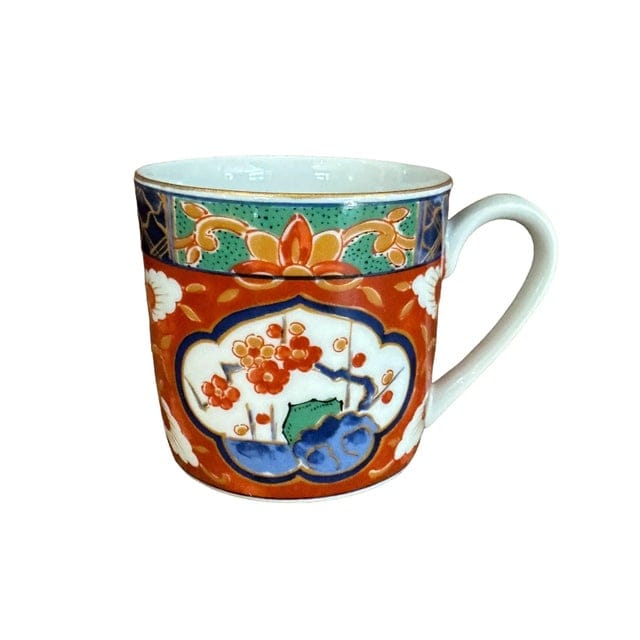 1970s Hand-Painted Dai Ichi Toki Imari Espresso Cups and Saucers - 8 Pieces | IdleHour