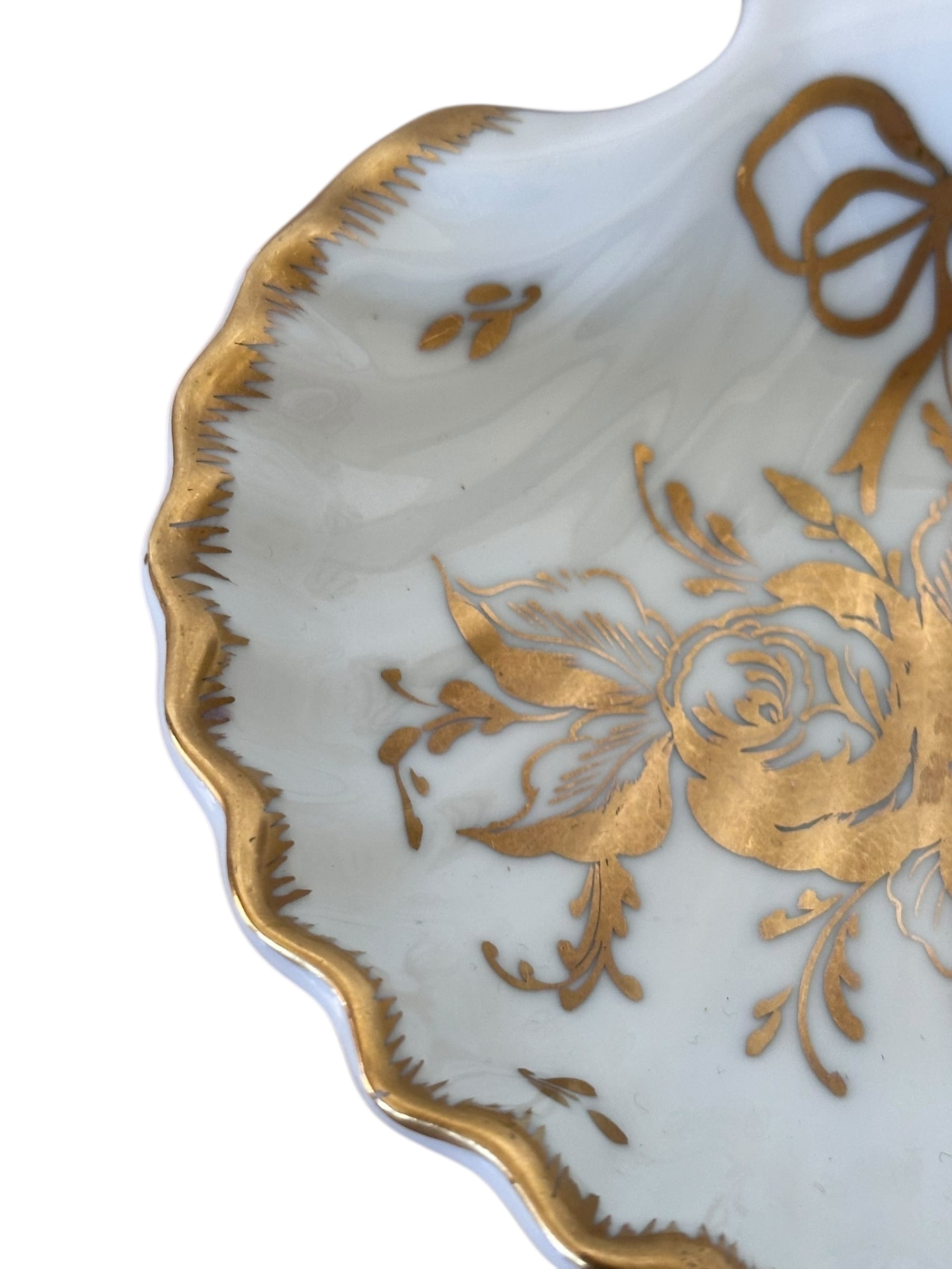 Rare Mid-20th Century Limoges “Édition D’Art” Shell Dish by Porcelaine De Couleuvre, France | IdleHour