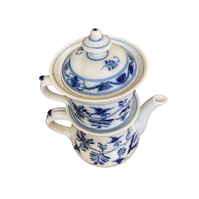Antique Thun 1794 (Tk) Czech Blue Onion Stackable Teapot With Tea Diffuser, Circa 1900 | IdleHour