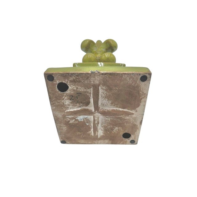 Large Fleur-De-Lis Crackle Glaze Chartreuse Sculpture | IdleHour