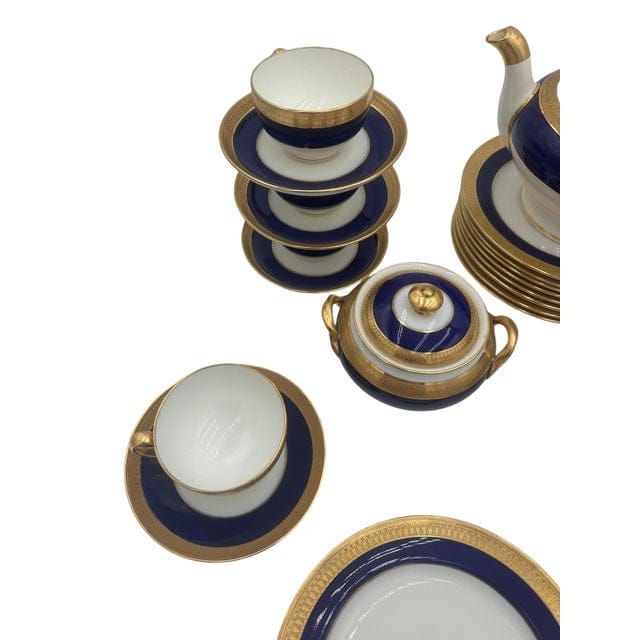 Mid 20th Century Minton “Cobalt & Gold” Pattern G6262 – Complete Tea Set for Eight - 30 Pieces | IdleHour