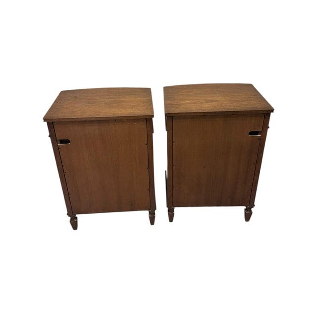 Pair of Kittinger Georgian Style Bowfront Nightstands | IdleHour