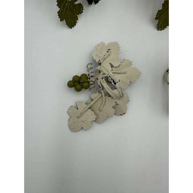Set of 8 Hand Painted Vintage Tole Grape Vine Napkin Rings | IdleHour