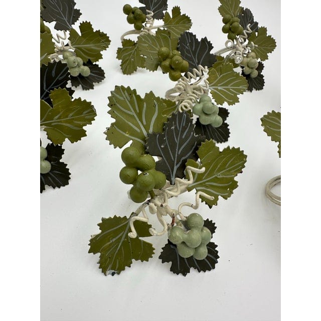 Set of 8 Hand Painted Vintage Tole Grape Vine Napkin Rings | IdleHour