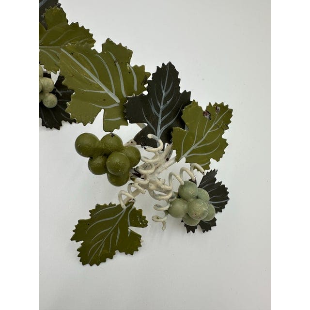 Set of 8 Hand Painted Vintage Tole Grape Vine Napkin Rings | IdleHour