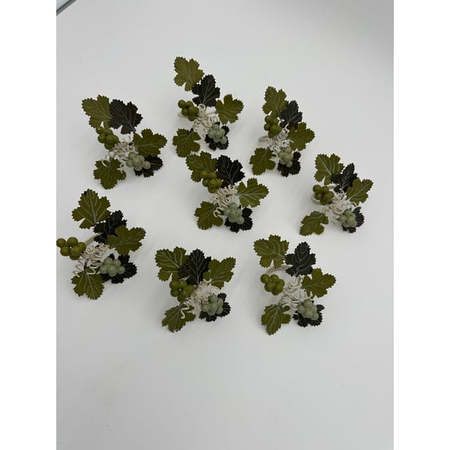 Set of 8 Hand Painted Vintage Tole Grape Vine Napkin Rings | IdleHour
