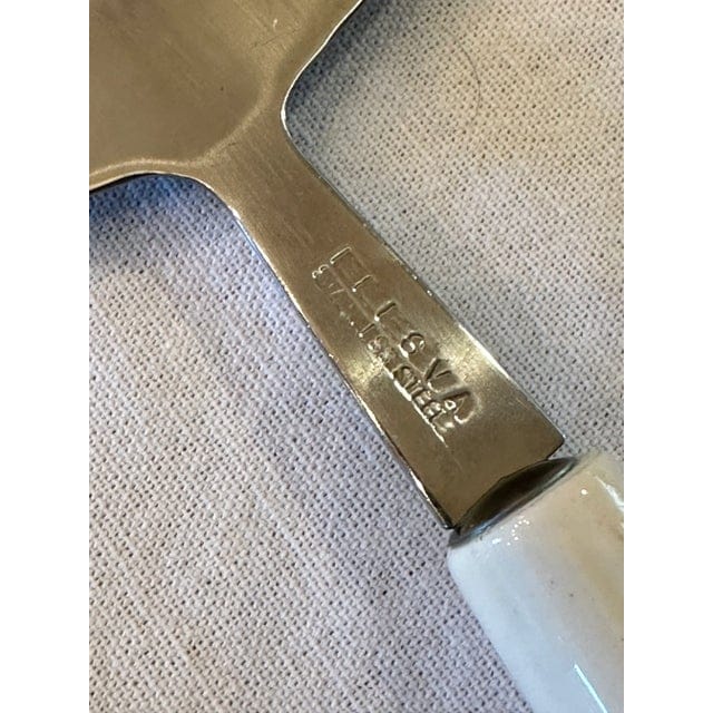 Vintage Delft Cheese Cutters- 2 Pieces | IdleHour