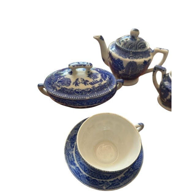 1940s Blue Willow Children's Tea Set, 30 Pieces, Occupied Japan