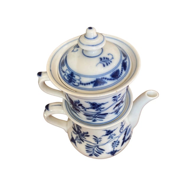 Antique Thun 1794 (Tk) Czech Blue Onion Stackable Teapot With Tea